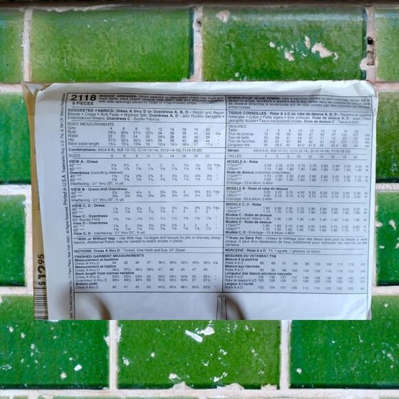 Pattern MCCALLS 2118 Misses DRESSES SEWING UNCUT 16/18/20 - Picture 2 of 5